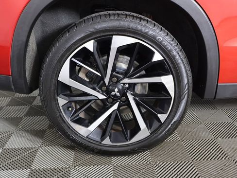 Used 2022 Mitsubishi Outlander ES AWD/4WD image 17