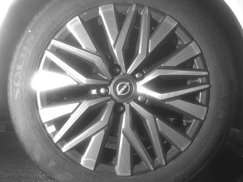 Used 2025 Nissan Altima 2.5 SV image 15