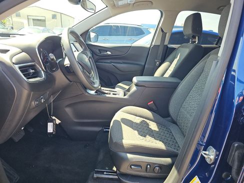Used 2023 Chevrolet Equinox LT image 7