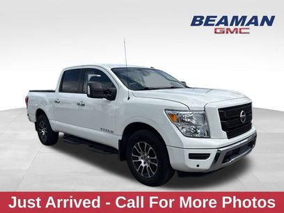 Used 2021 Nissan Titan SV w/ SV Convenience Package