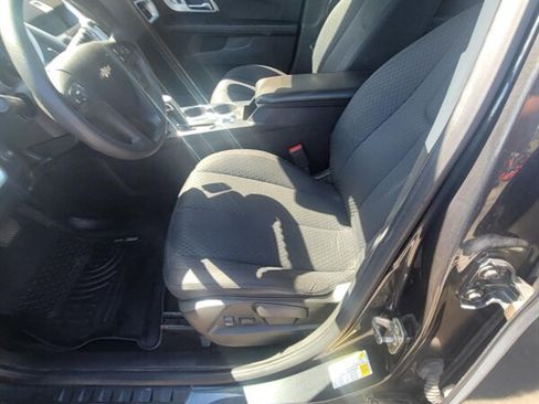 Used 2012 Chevrolet Equinox LS image 12