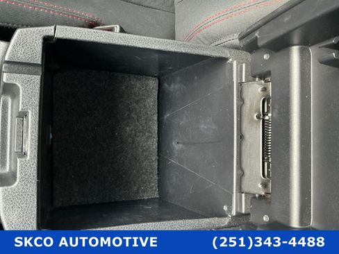 Used 2022 Toyota Tacoma SR5 w/ Technology Package RWD image 25