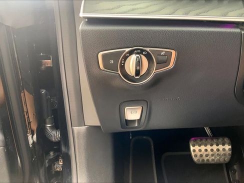 Used 2023 Mercedes-Benz E 450 Coupe image 36