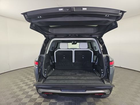 Used 2024 Rivian R1S Adventure image 15