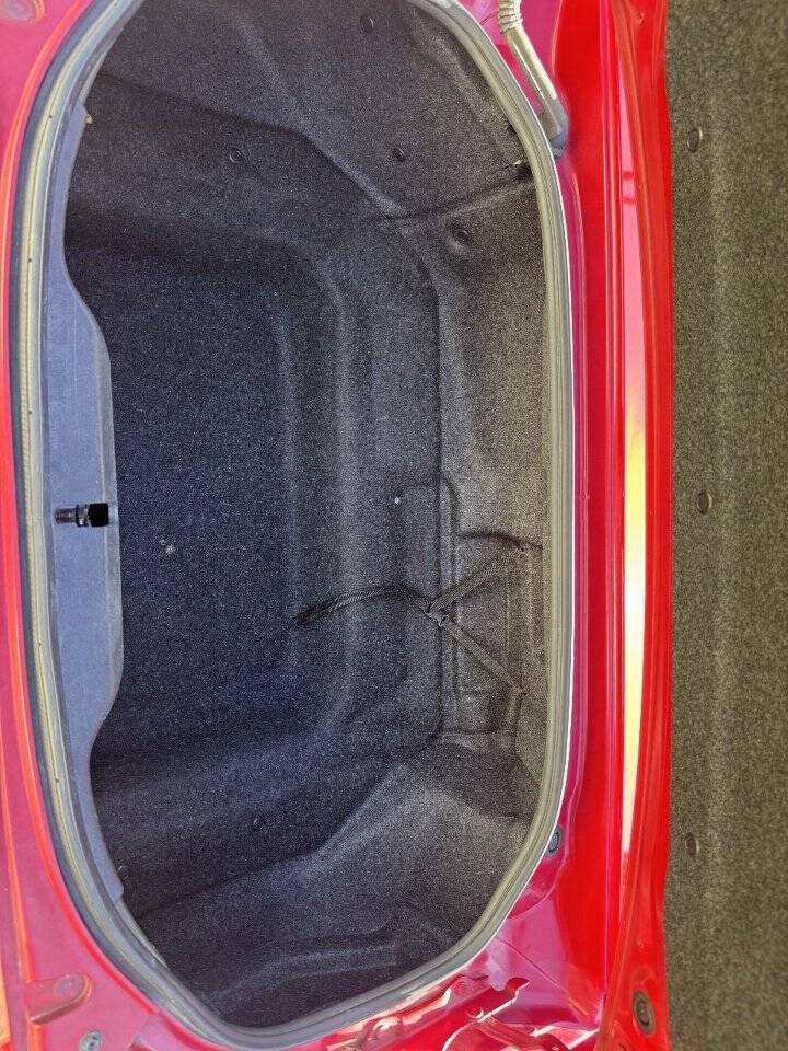 Used 2017 FIAT 124 Spider Lusso RWD image 7