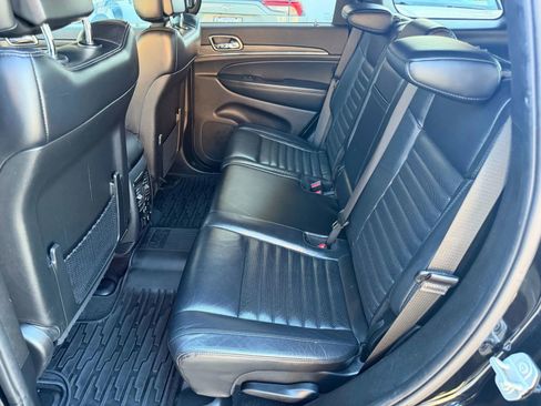 Used 2019 Jeep Grand Cherokee Limited X AWD/4WD image 5
