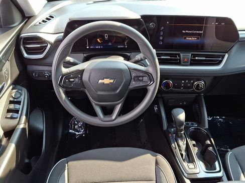 Certified 2024 Chevrolet TrailBlazer LS w/ LS Convenience Package AWD/4WD image 12