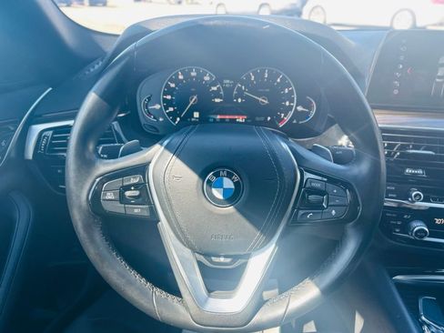 Used 2018 BMW 530i xDrive AWD/4WD image 34