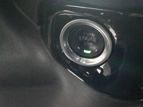 Used 2024 Chevrolet Silverado 1500 LT Trail Boss w/ Convenience Package II image 33