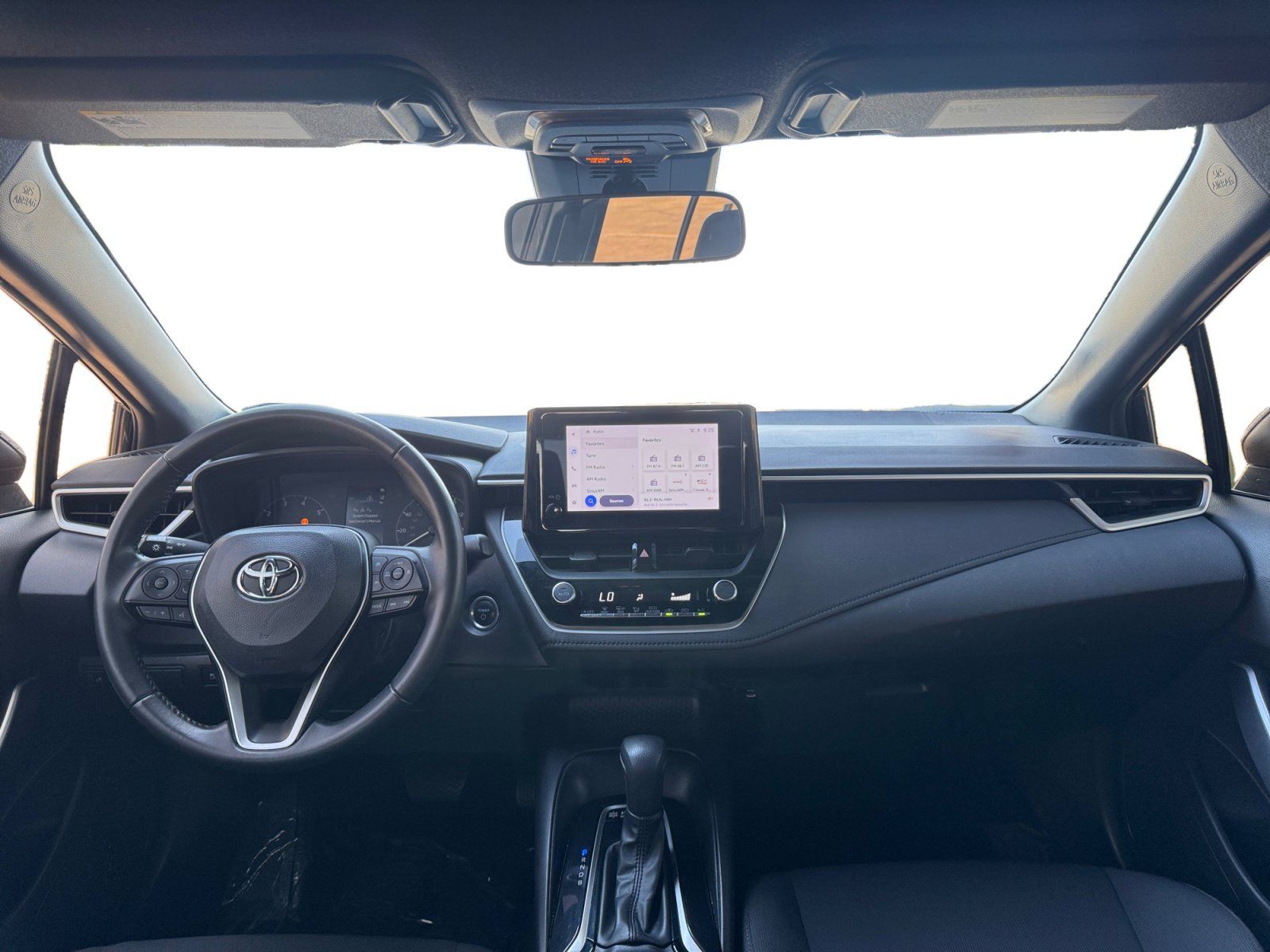 Used 2023 Toyota Corolla SE w/ SE Package FWD image 10