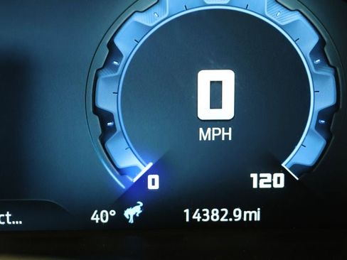 Used 2025 Ford Bronco Outer Banks image 18