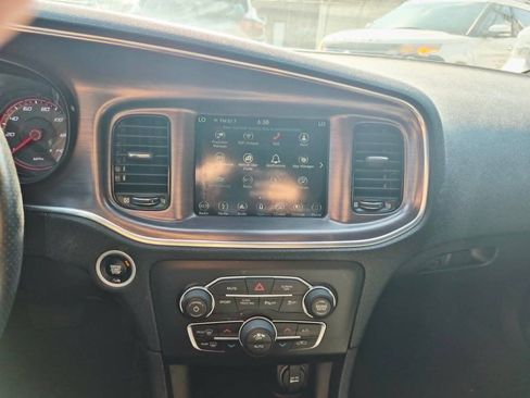 Used 2018 Dodge Charger GT w/ Blacktop Package AWD/4WD image 10