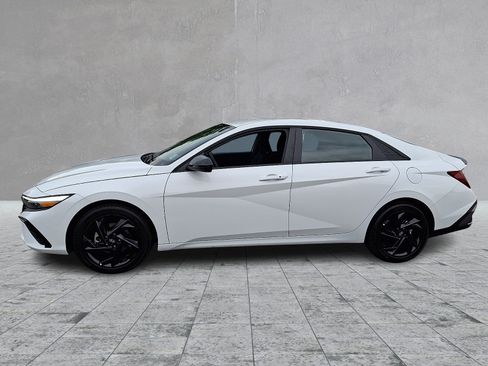 Used 2026 Hyundai Elantra Sport FWD image 7