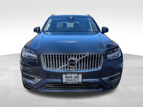 Certified 2023 Volvo XC90 B6 Plus image 3
