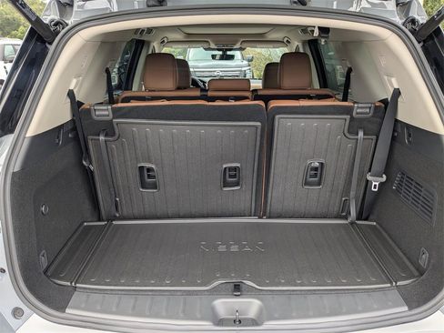 New 2025 Nissan Pathfinder Platinum w/ Cargo Package image 13