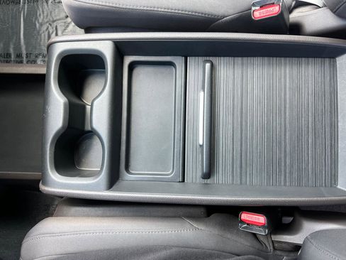 Used 2018 Honda Odyssey EX image 24