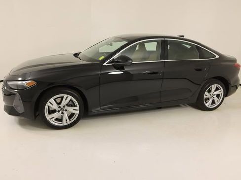 Certified 2025 Audi A5 2.0T Prestige image 2