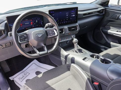 Used 2024 Ford Mustang Coupe RWD image 6