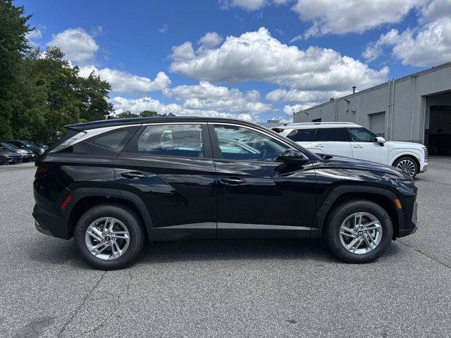New 2026 Hyundai Tucson SE AWD/4WD image 2