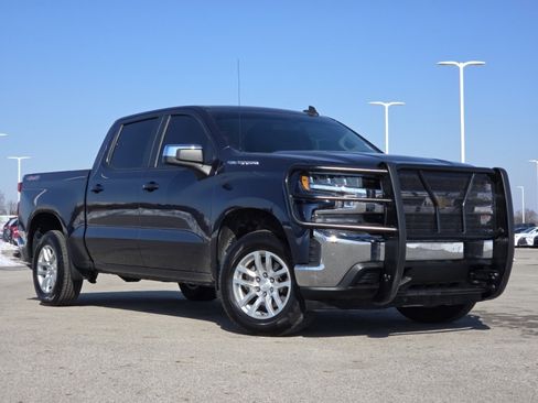 Used 2021 Chevrolet Silverado 1500 LT image 2