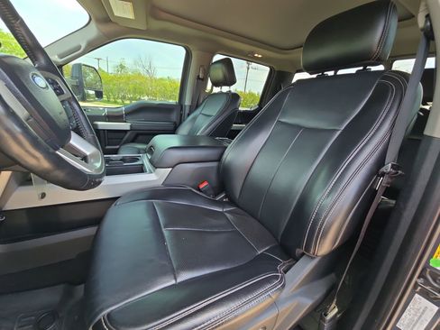 Used 2021 Ford F250 Lariat w/ FX4 Off-Road Package image 11