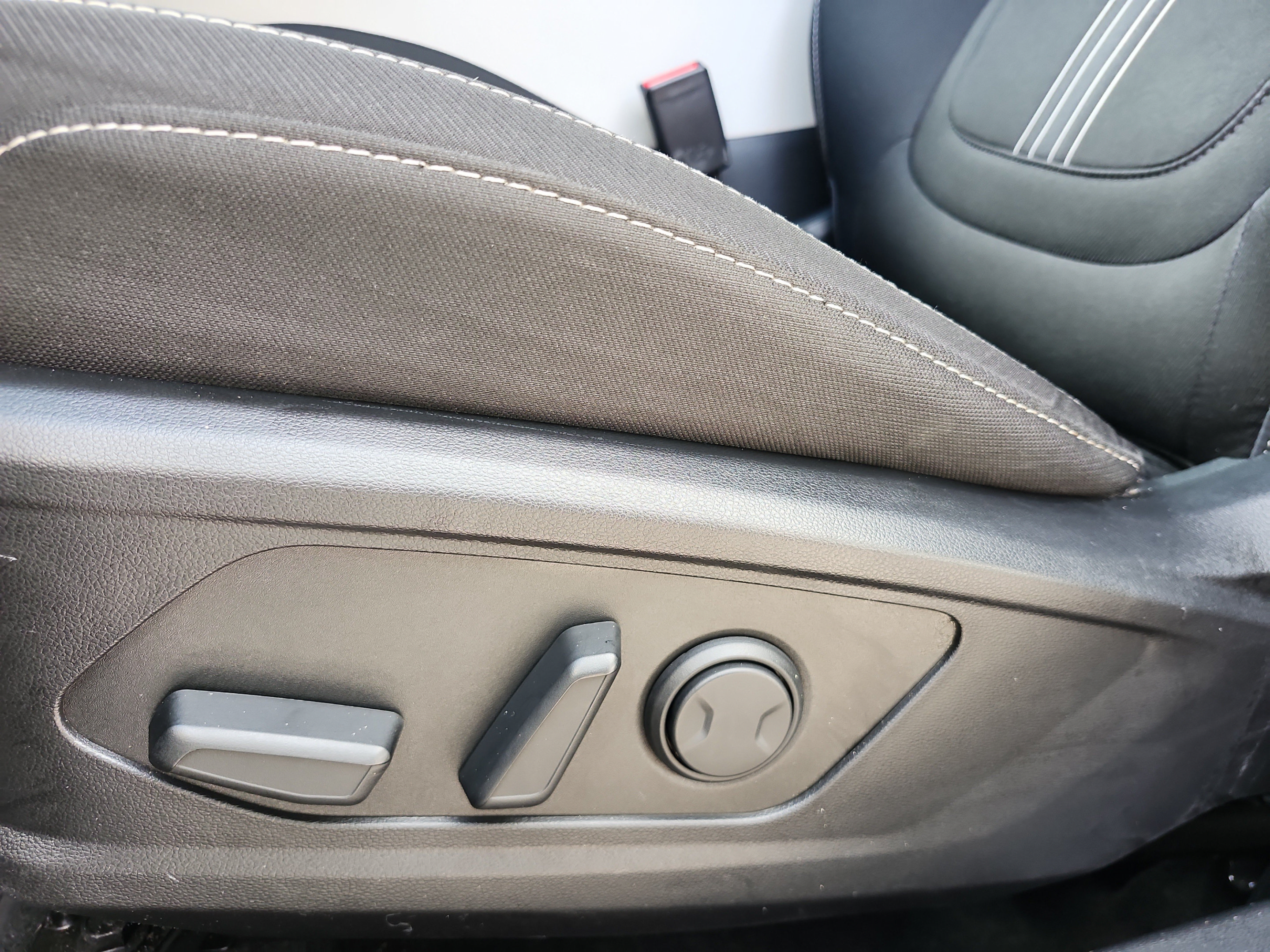 Certified 2024 Hyundai Tucson SEL FWD image 16