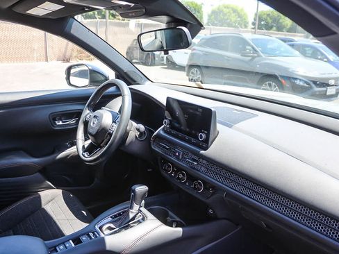 Used 2024 Honda HR-V Sport image 21