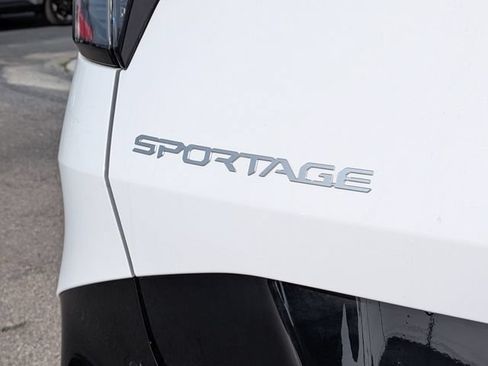 Certified 2026 Kia Sportage SX AWD/4WD image 13