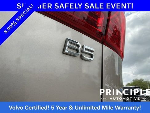Certified 2023 Volvo XC60 B5 Plus w/ Protection Package Premier FWD image 14