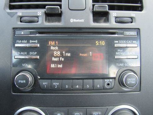 Used 2015 Nissan Leaf S w/ Charge Package image 39