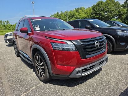 Used 2023 Nissan Pathfinder Platinum w/ Black Appearance Package