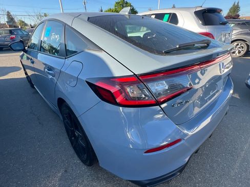 Used 2024 Honda Civic Sport image 6