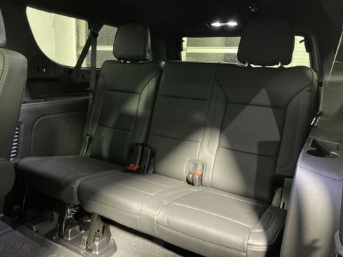 New 2026 Chevrolet Suburban High Country image 34