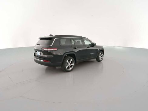 New 2025 Jeep Grand Cherokee L Limited image 12