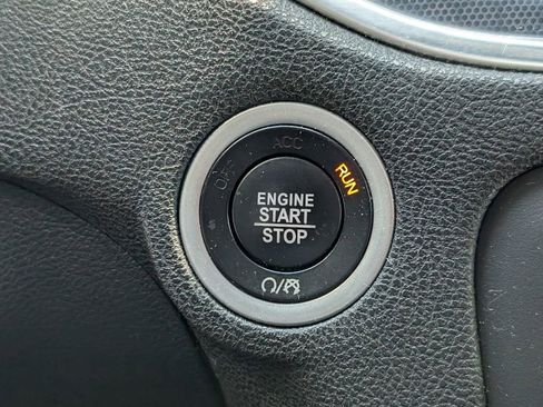 Used 2018 Dodge Charger SXT Plus RWD image 26