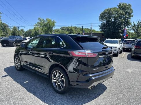 Used 2019 Ford Edge Titanium w/ Equipment Group 301A AWD/4WD image 5