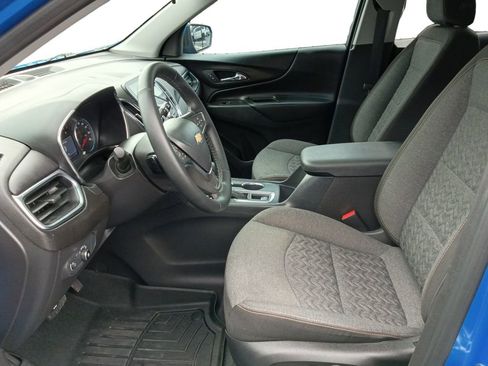 Used 2024 Chevrolet Equinox LT FWD image 19