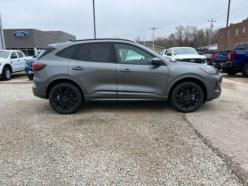 New 2026 Ford Escape ST-Line Elite w/ Equipment Group 501A AWD/4WD image 9