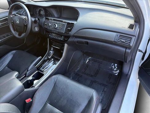 Used 2017 Honda Accord Sport Special Edition image 24
