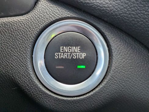 Certified 2024 Chevrolet Equinox LT FWD image 24