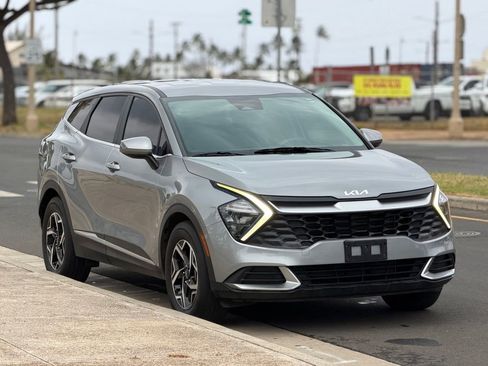 Used 2023 Kia Sportage LX FWD image 6