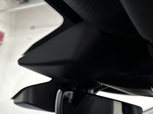 New 2026 Subaru Outback Limited AWD/4WD image 36