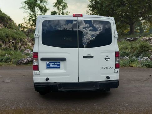Used 2018 Nissan NV 1500 S image 7
