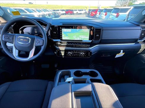 New 2026 GMC Sierra 2500 SLE w/ SLE Value Package; AWD/4WD image 5