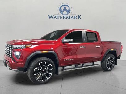 Used 2025 GMC Canyon Denali w/ LPO, Utility Wall Package