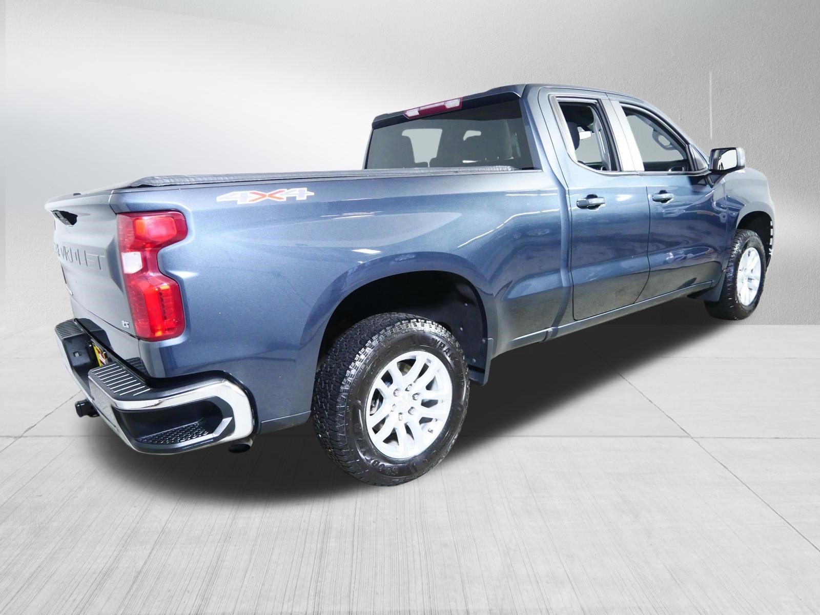 Used 2019 Chevrolet Silverado 1500 LT w/ All-Star Edition AWD/4WD image 7