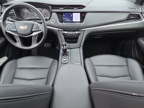 Used 2023 Cadillac XT5 Premium Luxury FWD image 14