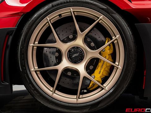 Used 2025 Porsche 911 GT3 RS image 26