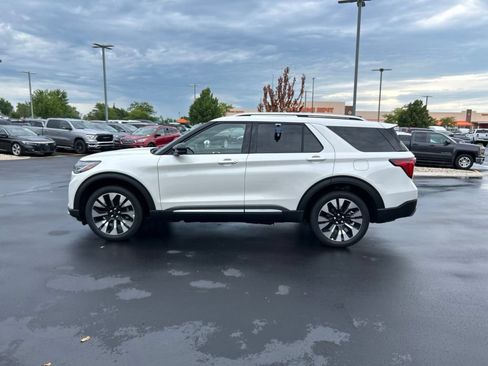 New 2027 Ford Explorer Platinum w/ LUX Leather Package AWD/4WD image 9