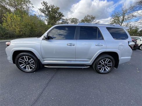 Used 2021 Toyota 4Runner Limited image 8